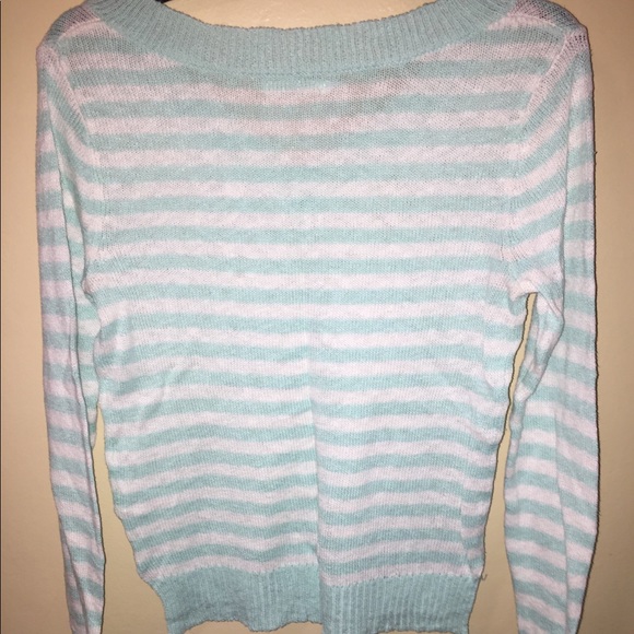 Sweater - Picture 3 of 3